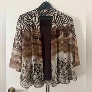 Elementz Top , two pieces, animal print Size PS